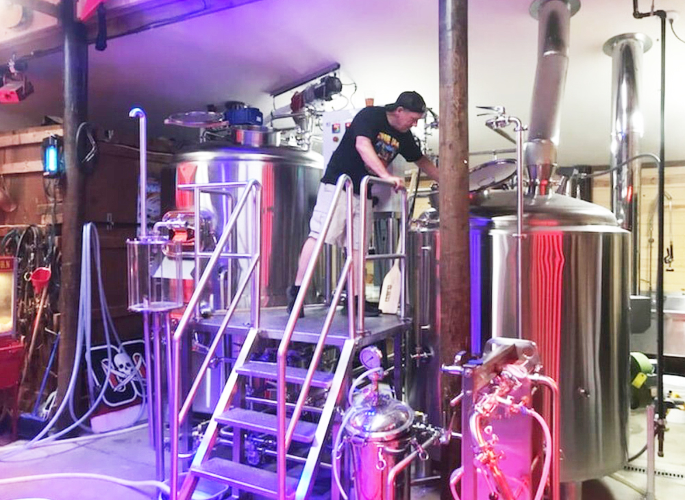 <b>Rock N Roll Brewery, LL C in Colorado USA - 7BBL Craft Brewery Equipment by TIANTAI</b>